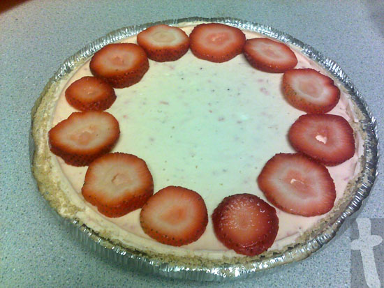 Strawberry Lemonade Pie