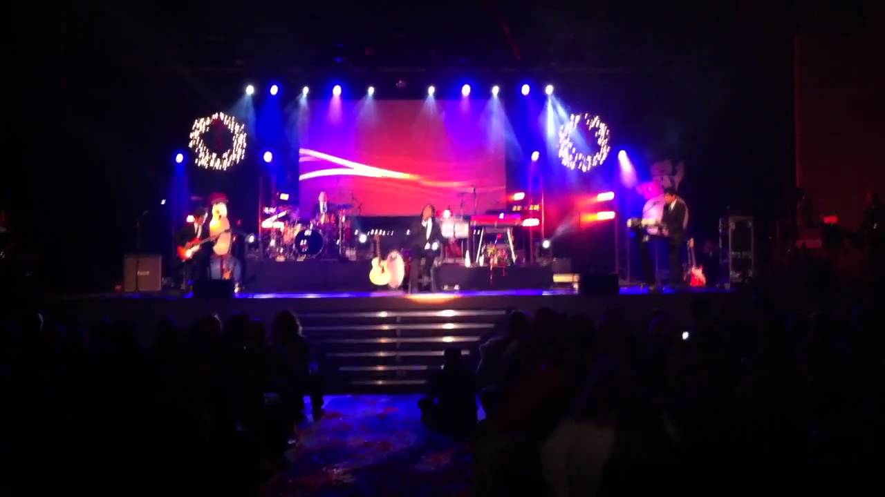 The Christmas Song – Newsboys