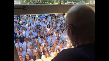 400 students serenade teacher fighting cancer with hymn Holy Spirit