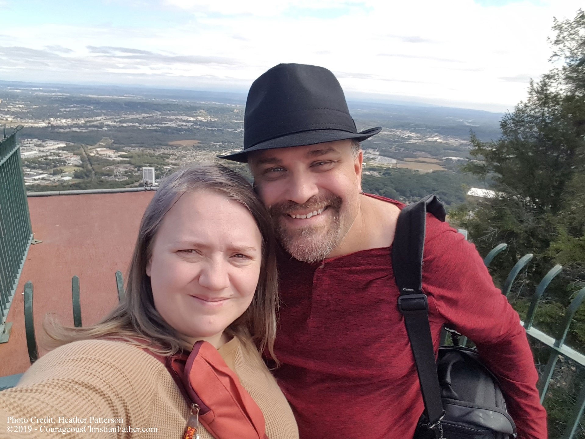 Lookout Mountain Incline Railway in Chattanooga, TN to go up and/or down the mountain to Lookout Mountain. Enjoy a ride on an angled rail car that will take you up or down Lookout Mountain. #InclineRailway #LookoutMountain