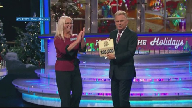 A Knoxville Woman Wins Wheel of Fortune - Lucinda Tillett, who is an accountant and tax preparer from Knoxville, TN won $69,000 on Wheel of Fortune. 