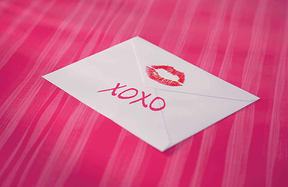 How did "XO" come to symbolize kisses and hugs? "XO" is widely recognized as symbolic of wishing "hugs and kisses" to a letter's intended recipient. This tradition is such an ingrained part of romantic letter writing that few may stop to pause and wonder just how the letters "XO" came to symbolize hugs and kisses. #XO