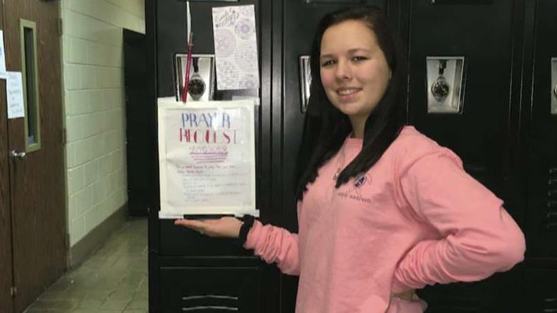 Alabama Teen Starts A Prayer Locker - A Pell City High School Student, Brianna Farris, 16-years-old, started this at her high school. #PrayerLocker #BriannaFarris #PellCityHighSchool