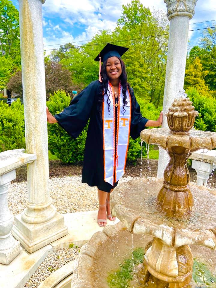 First ever recipient of Zaevion Dobson scholarship graduates from UT (University of Tennessee). That person is Uriah Richey, a pre-law student. #ZaevionDobson #UriahRichey