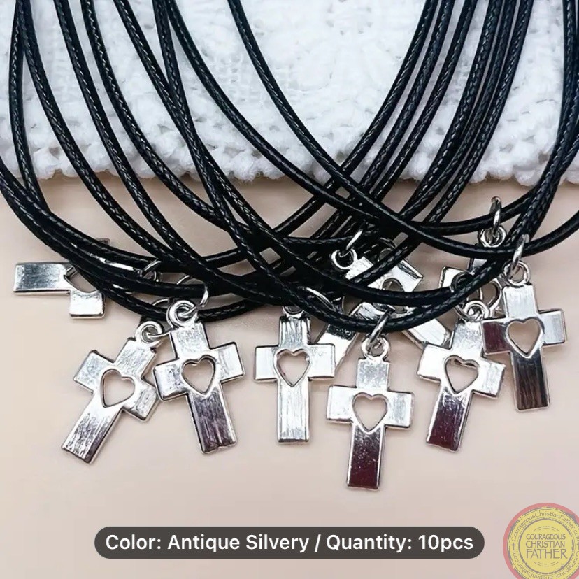 Cross heart pendant necklace 