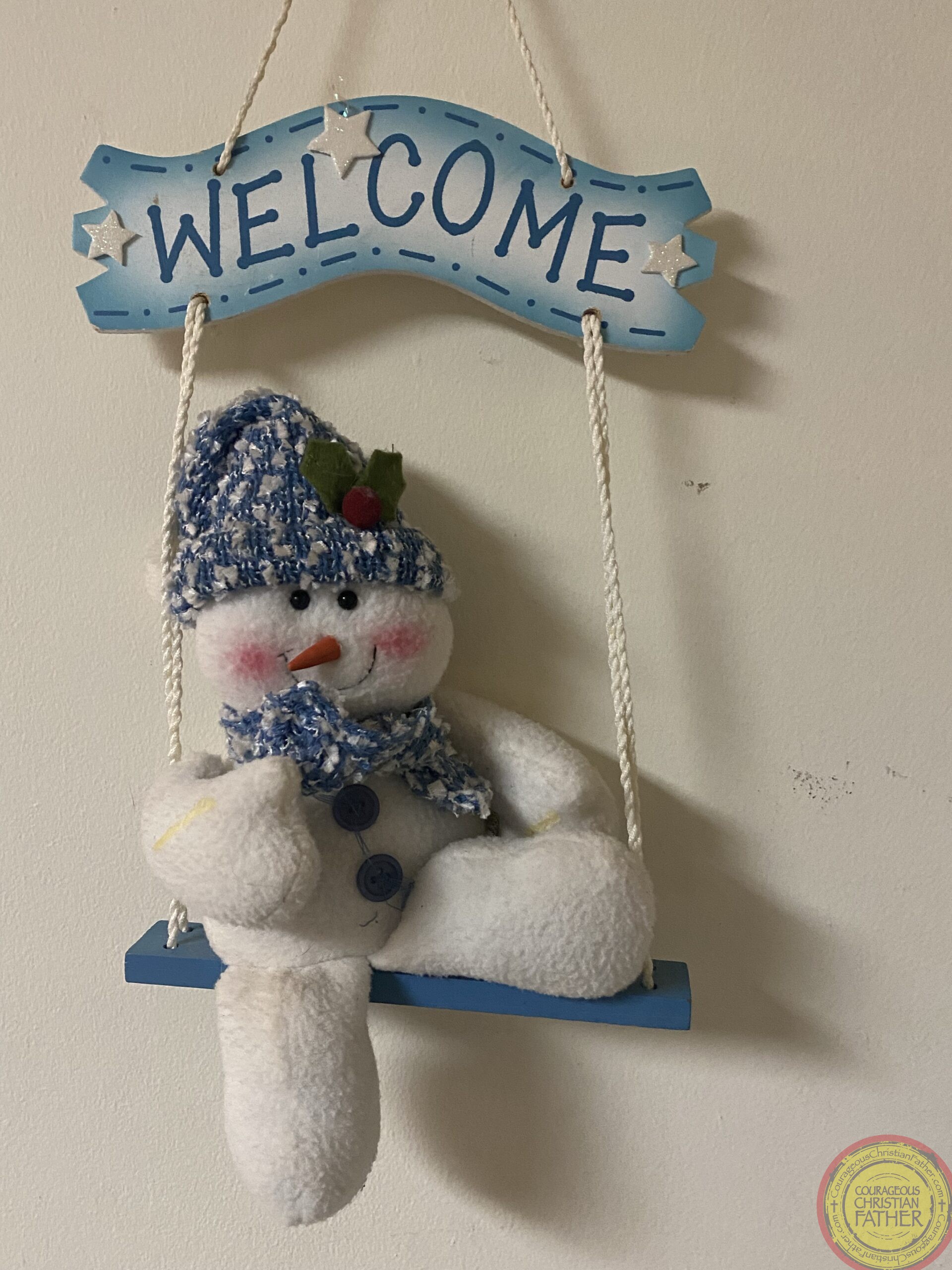 Here is a snowman decoration we found in my moms stuff. 